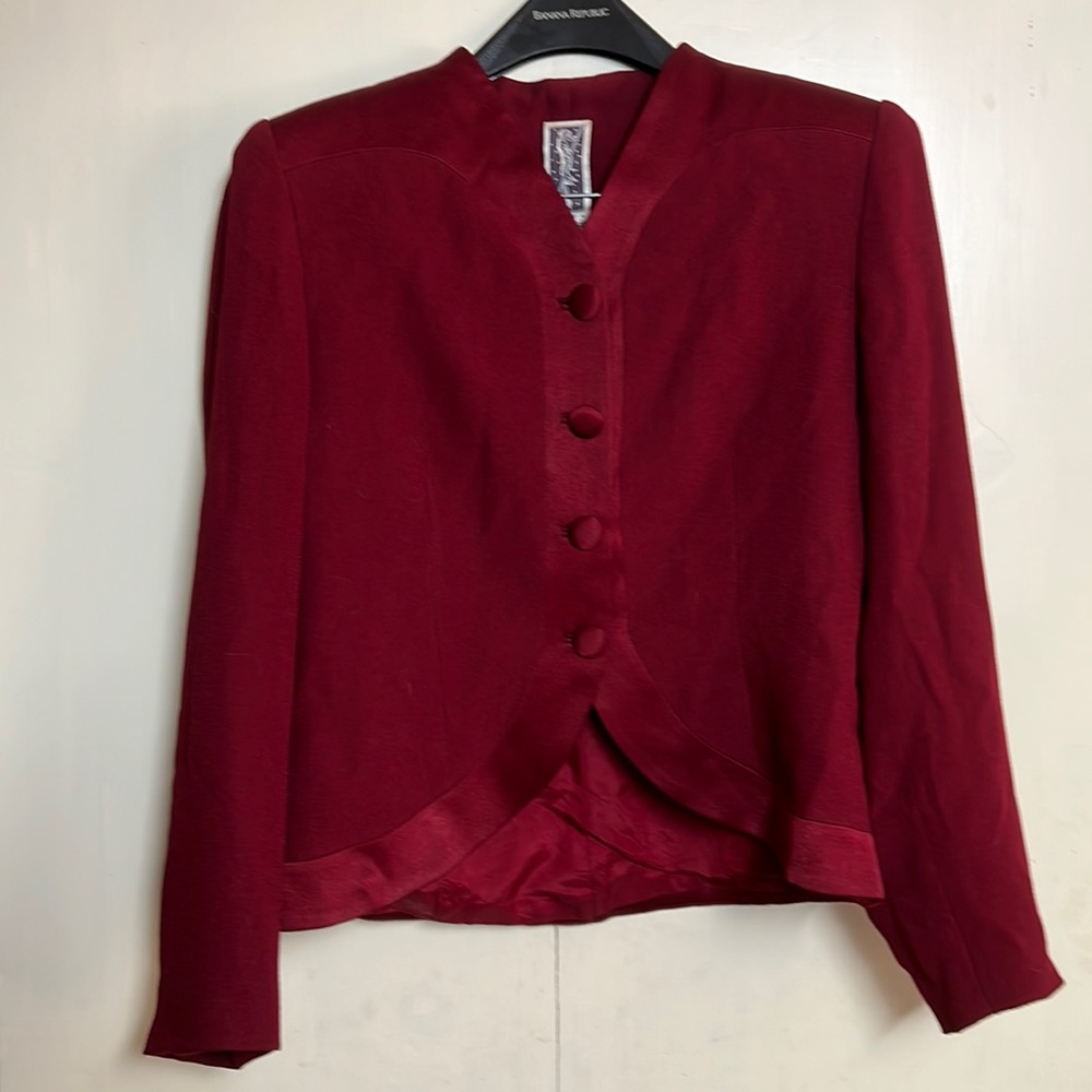 Zelda Jacket. Deep Red Size 8